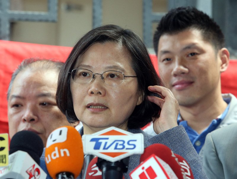 韓說若當選留高雄上班 總統：現在先做好議會答詢