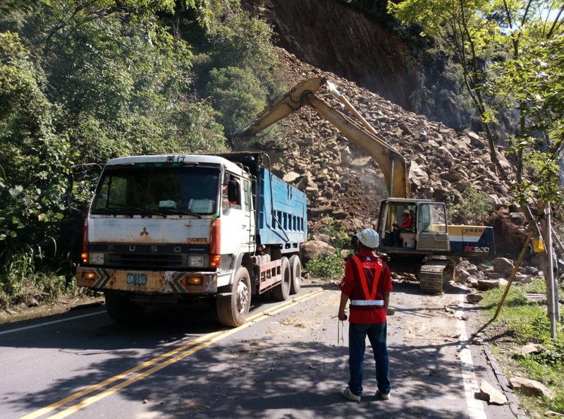 阿里山公路清晨坍方 交通中斷