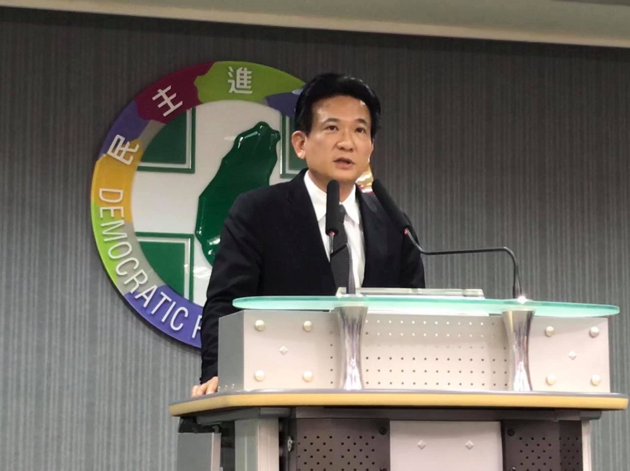 在野黨喊修港澳條例  民進黨立委：模糊才是最佳解方