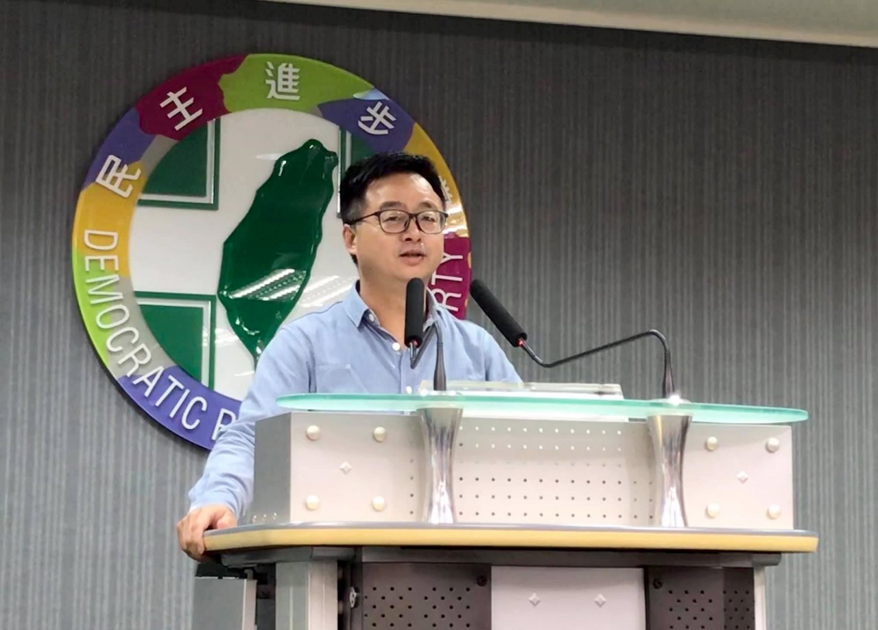 綠營初選民調母體完成抽樣 羅文嘉：絕無舞弊可能