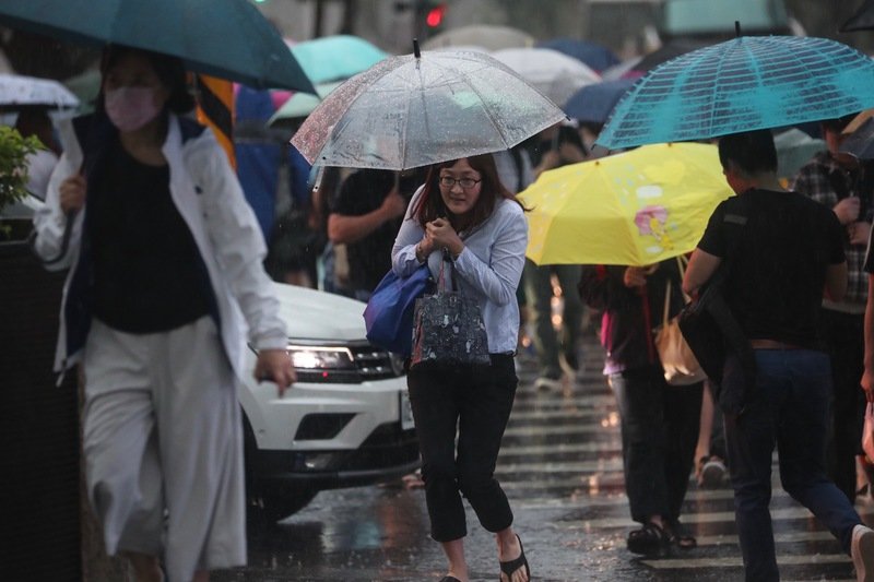 梅雨鋒前天氣不穩 留意短時強降雨
