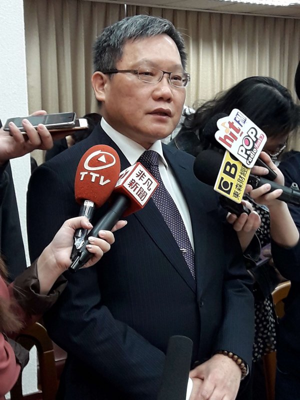 未提政院版財劃法修正 蘇建榮：與去年選舉結果無關