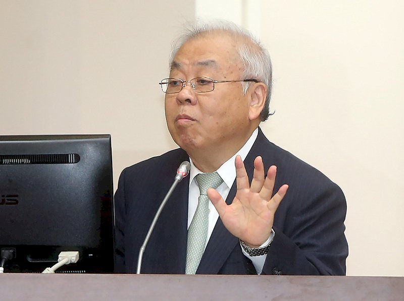 不認IMF下修台經濟成長率 主計長：2017年也曾錯估