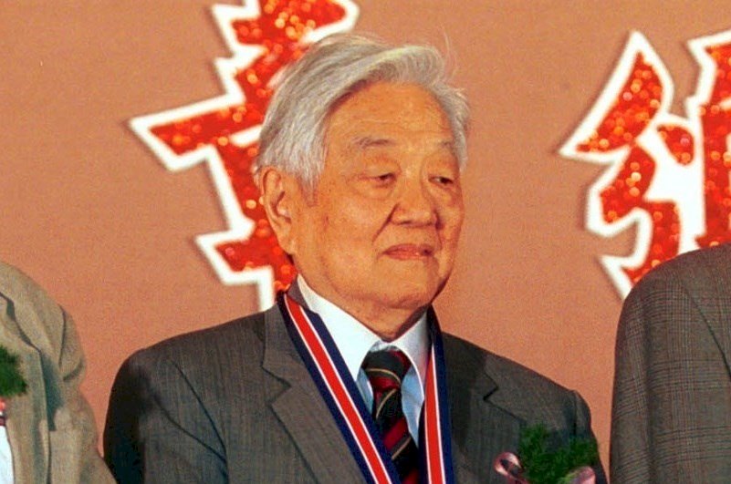 平鑫濤辭世 鄭麗君深表哀思與敬意