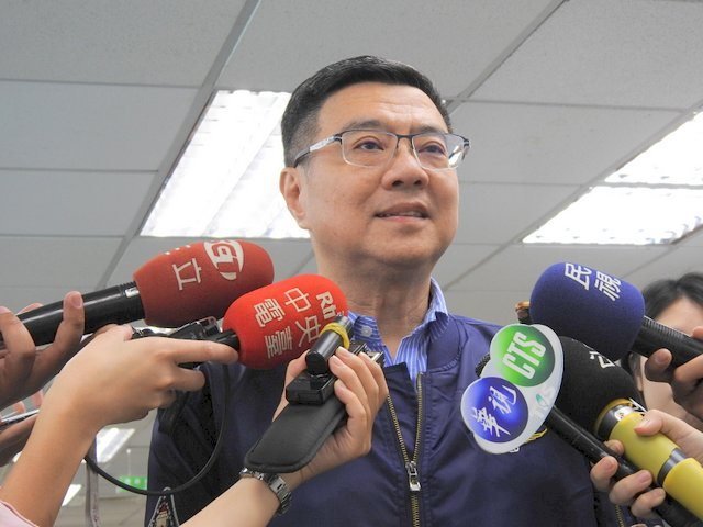 初選民調 卓榮泰盼在挺九二、一家親、顧台灣間用心作答