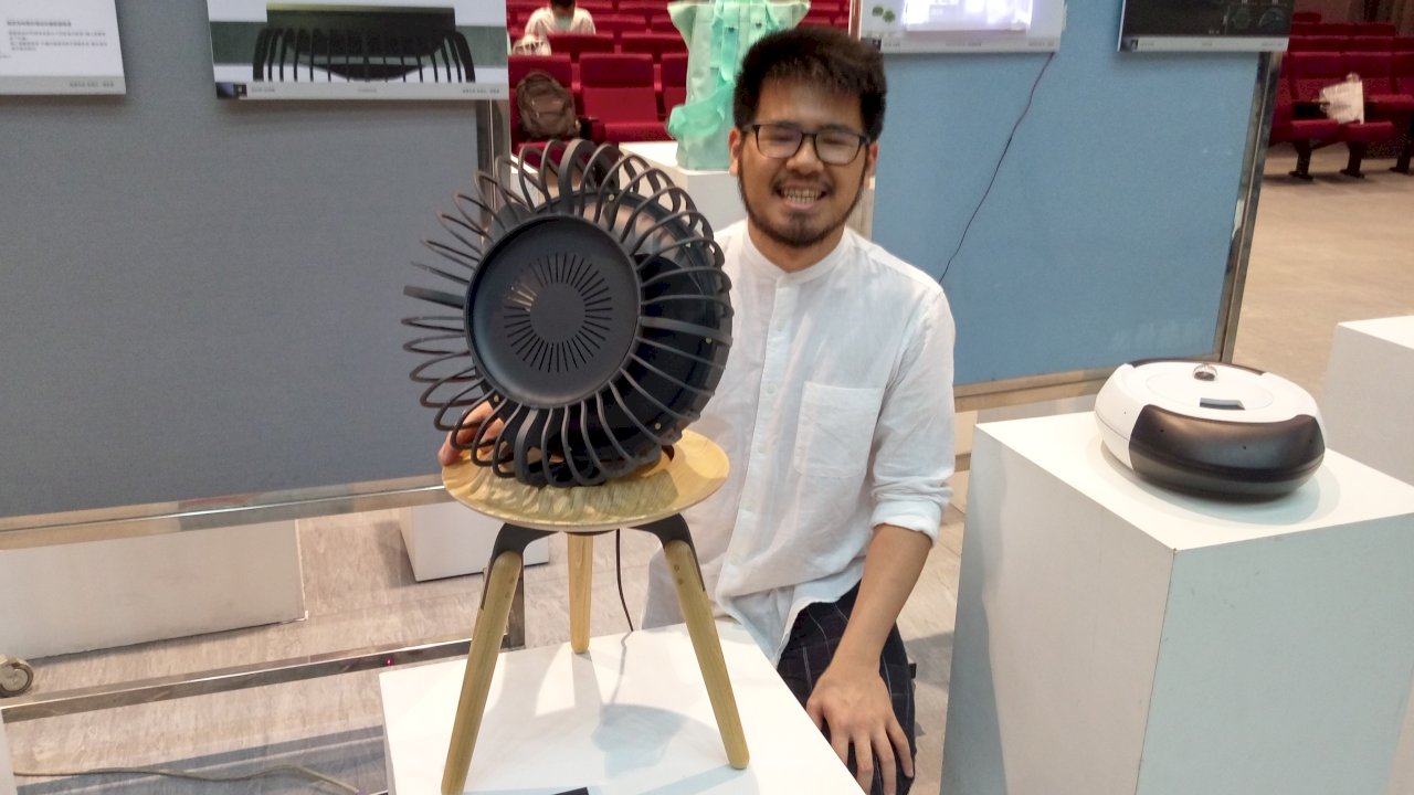 北科大設計展 展出共生風扇椅、唱片土司機