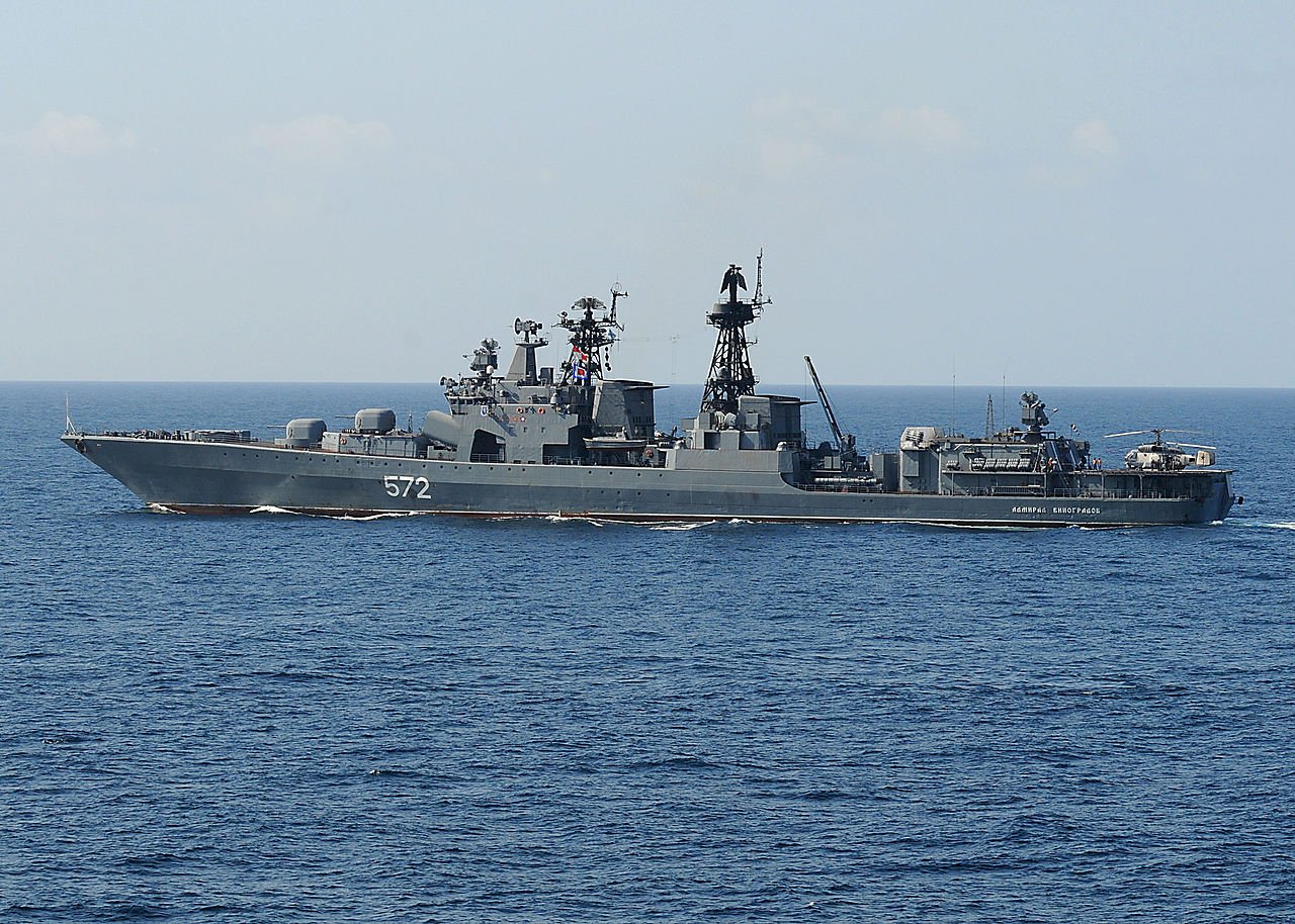 美俄軍艦菲律賓海險些相撞 交相指責