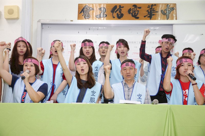 通過罷工門檻 空服員工會：下一步看長榮有無釋出善意