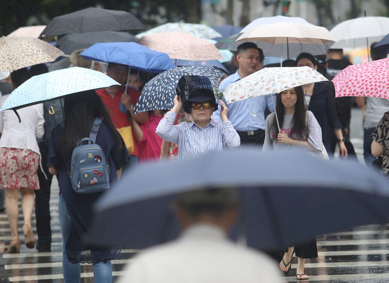 鋒面加西南氣流 18縣市防大雨豪雨