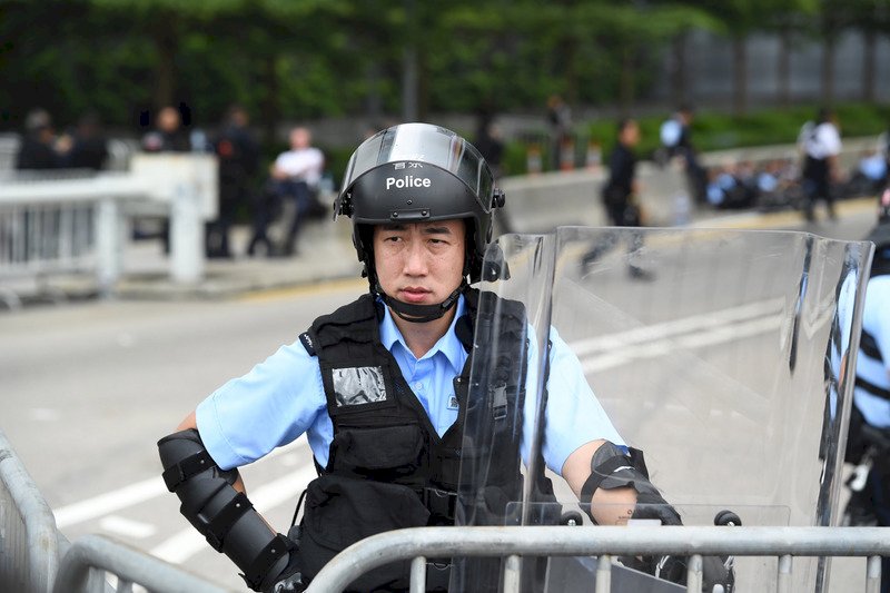 港立法會27日審國歌法 警方如臨大敵提前布防