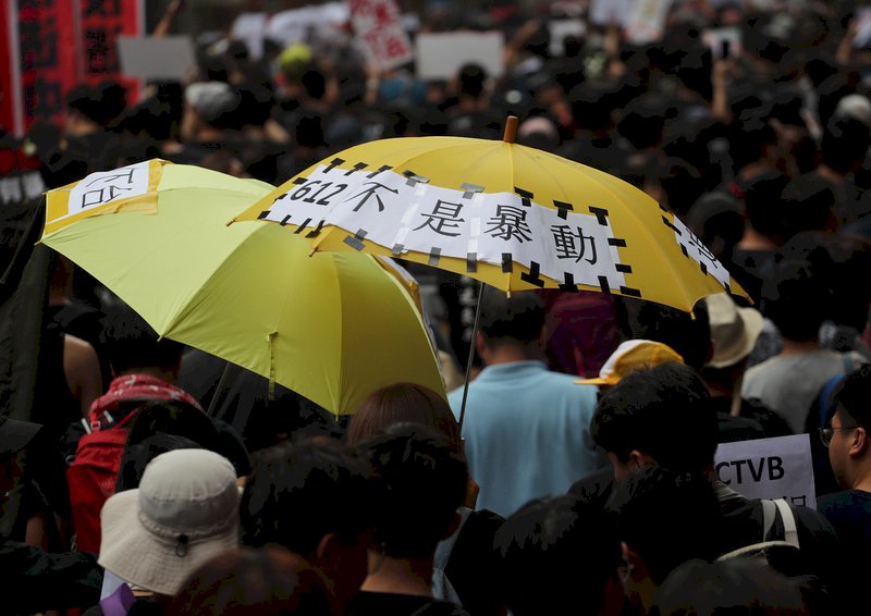 港警國安處帶走至少6人 與612人道支援基金有關
