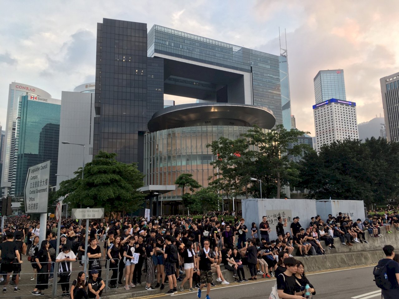 洛德：香港抗議讓習近平面臨兩難困境