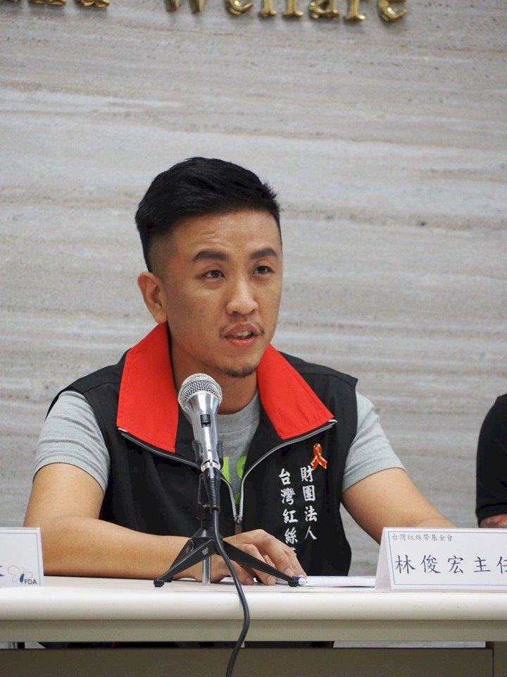 預防愛滋高風險期 紅絲帶推暑假系列宣導