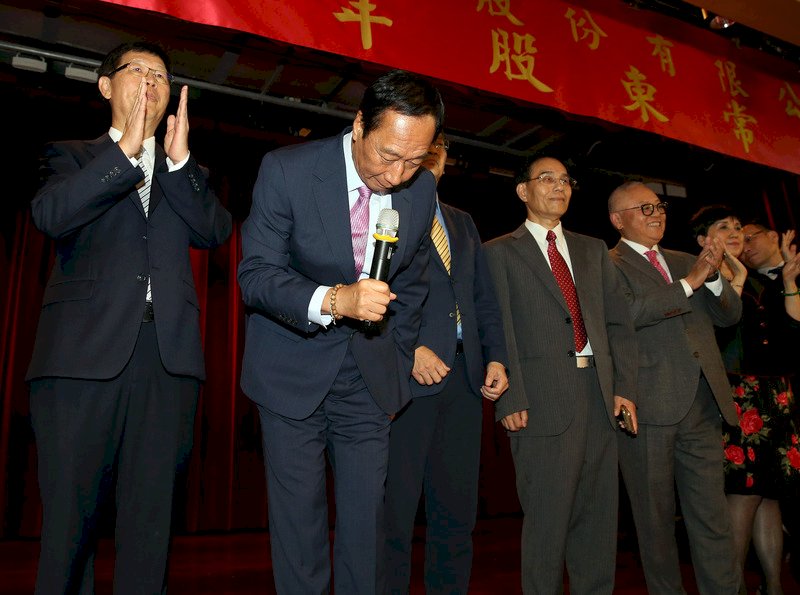 韓國瑜明造勢、郭台銘卸董座 國民黨初選戰況升溫