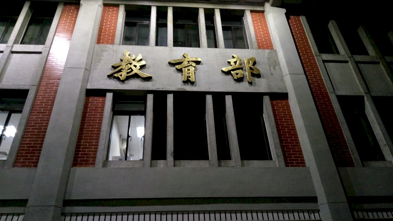 校園疫情延燒 全國15縣市181校停課