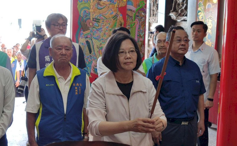 總統盼台民主自由代代傳承 賀林昶佐獲金曲獎
