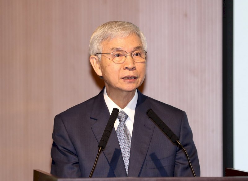 年底前不打算降息 楊金龍暗示利率將連14凍