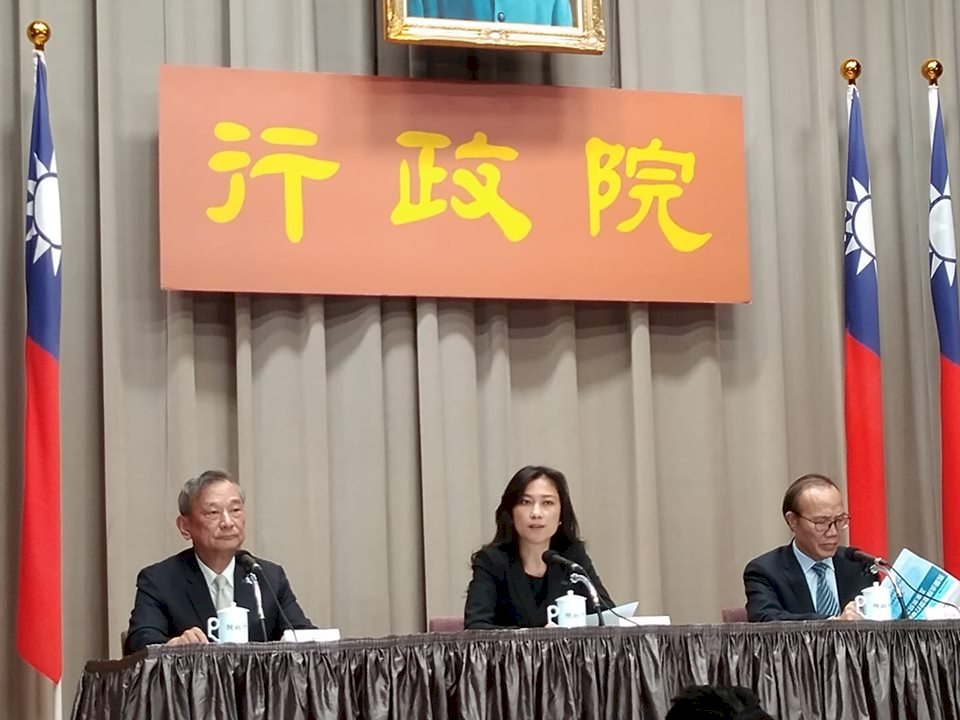 鐵路警察值勤遇刺 蘇揆：增公共運輸警力 改善裝備