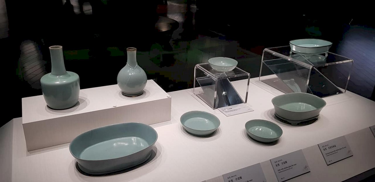 故宮南院「泥土的座標」大展 13件院藏汝窯青瓷亮相