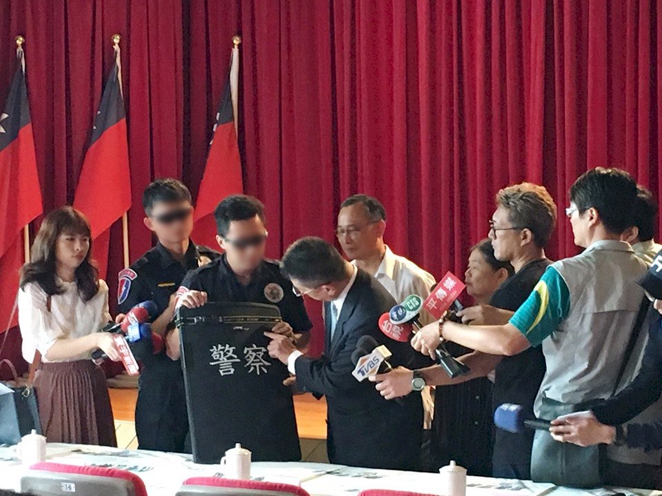 警擊斃要犯獲破格陞職 陳家欽：鼓勵同仁正確大膽用槍