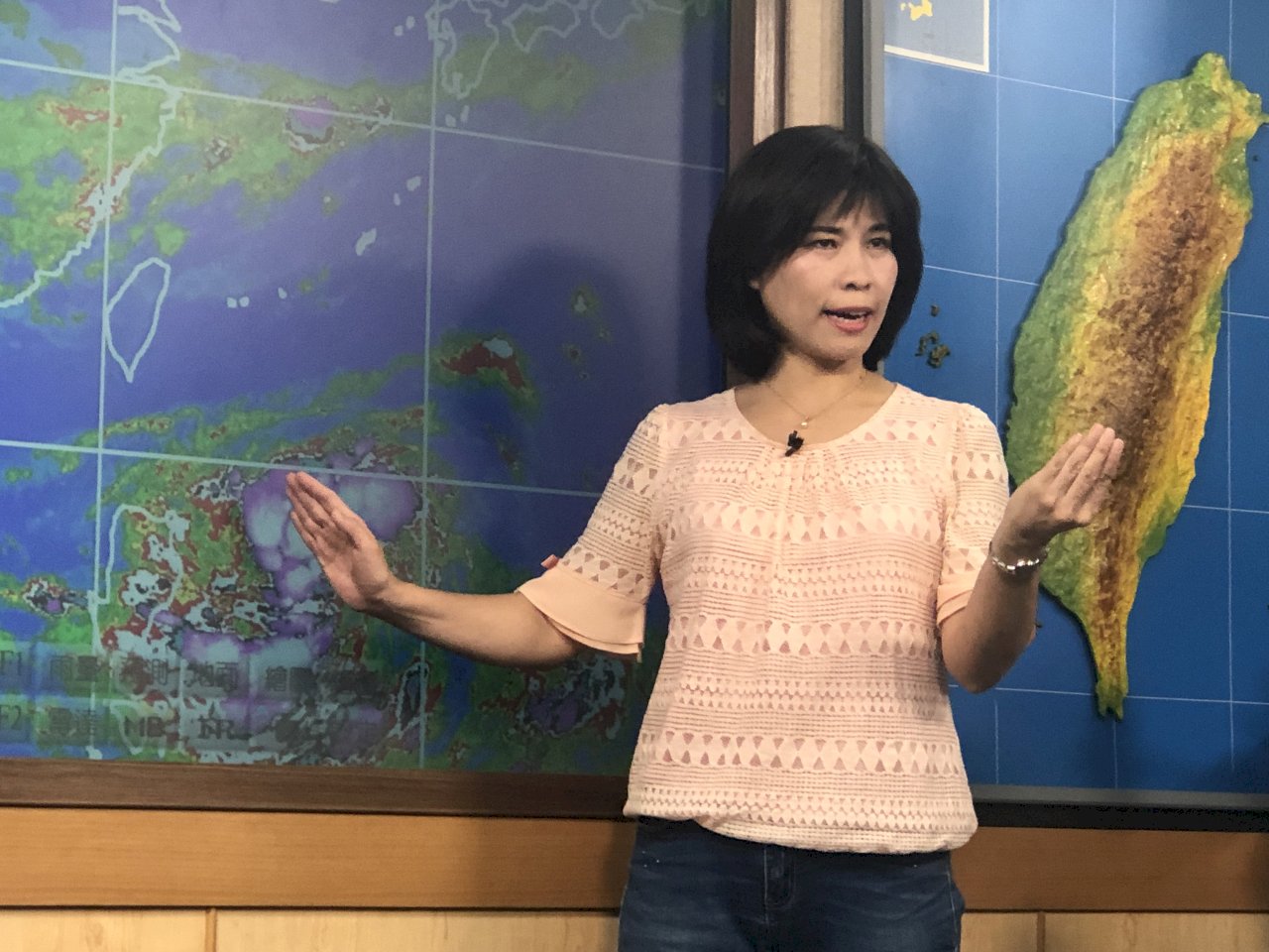 準颱丹娜絲即將成形 氣象局最快今晚發海警