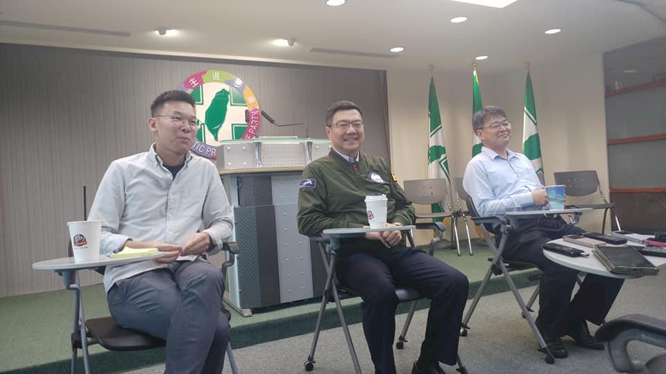 綠網軍鼓吹郭台銘脫黨？民進黨籲支持者勿干擾藍營整合