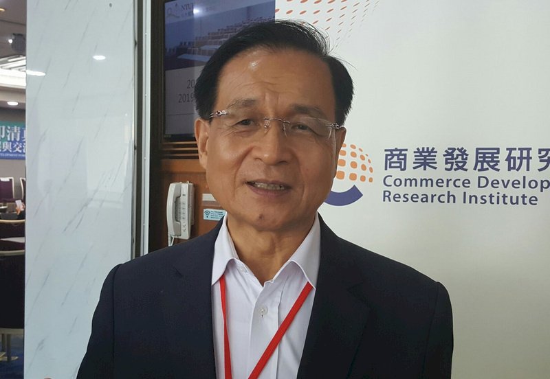 商業服務業景氣至明年初續降 台商撐盤收斂下滑速度