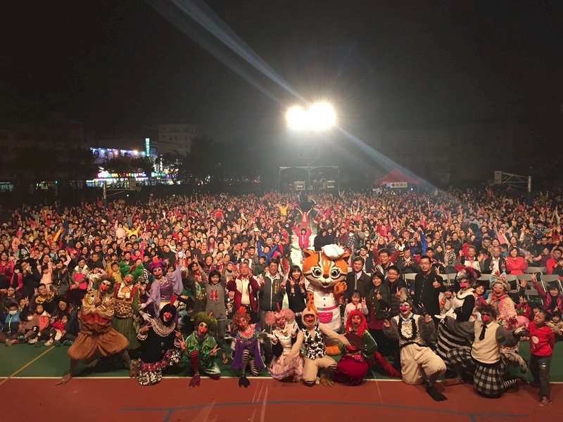 洪慈庸邀請台中演出4場 紙風車：非公益演出