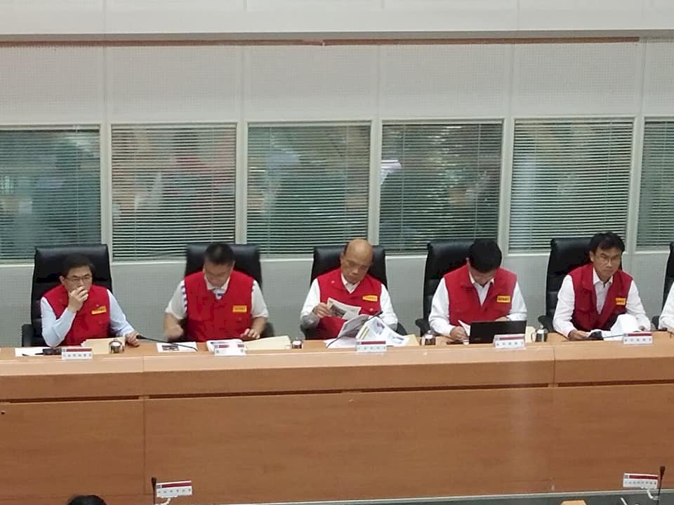 緊盯颱風利奇馬動態 蘇揆：氣象局傳達訊息要淺顯易懂