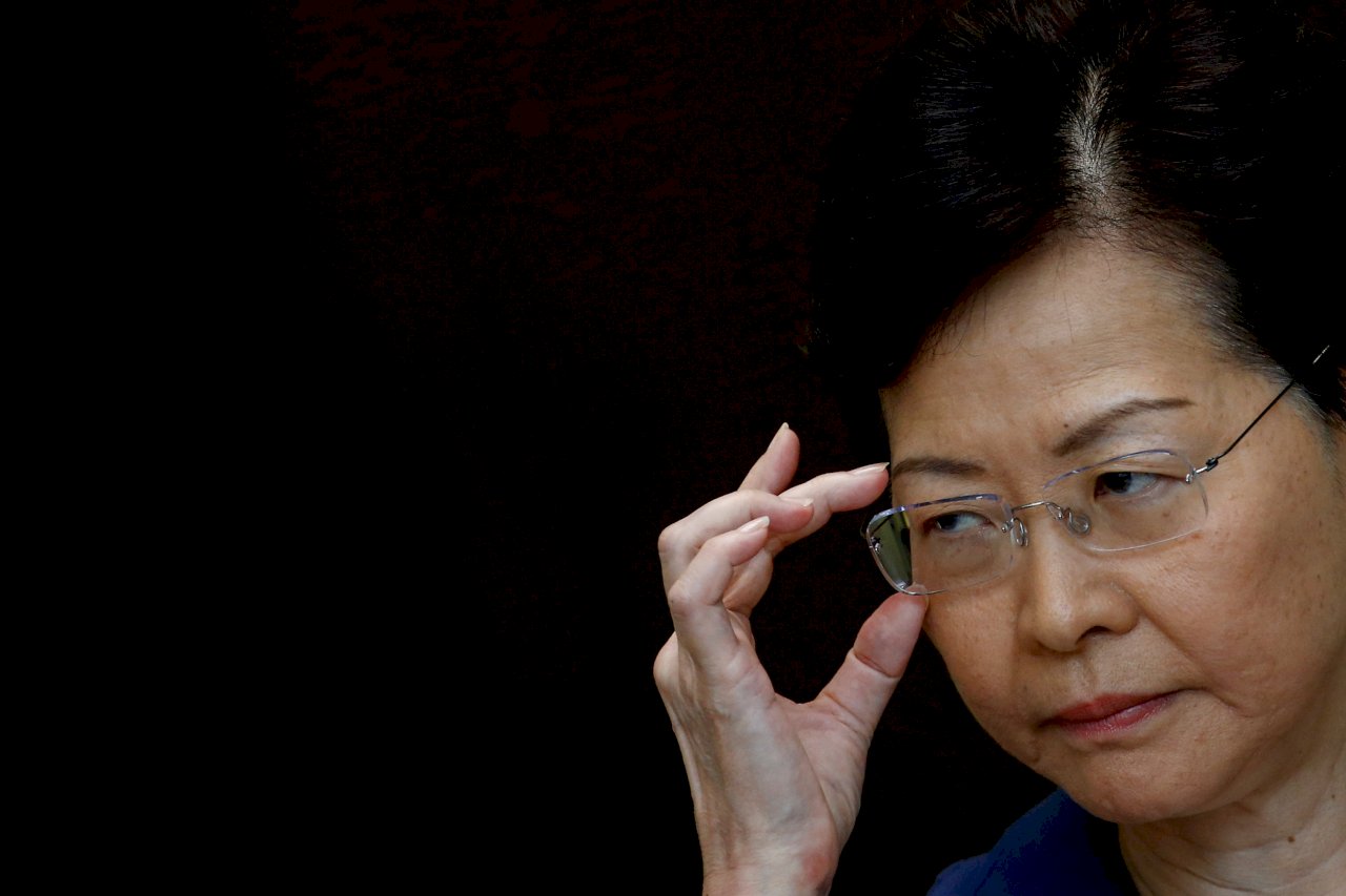 泛民立法會議員提案 彈劾林鄭月娥