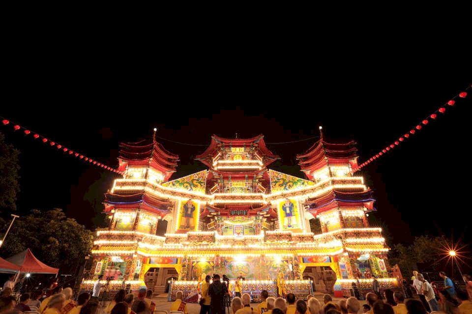 【鷄籠中元祭】今晚放水燈，錯過等明年