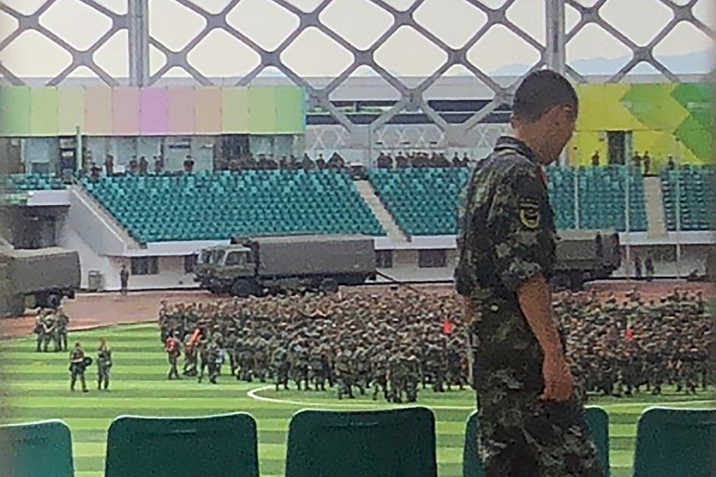 法新社：數千名武警在深圳閱兵