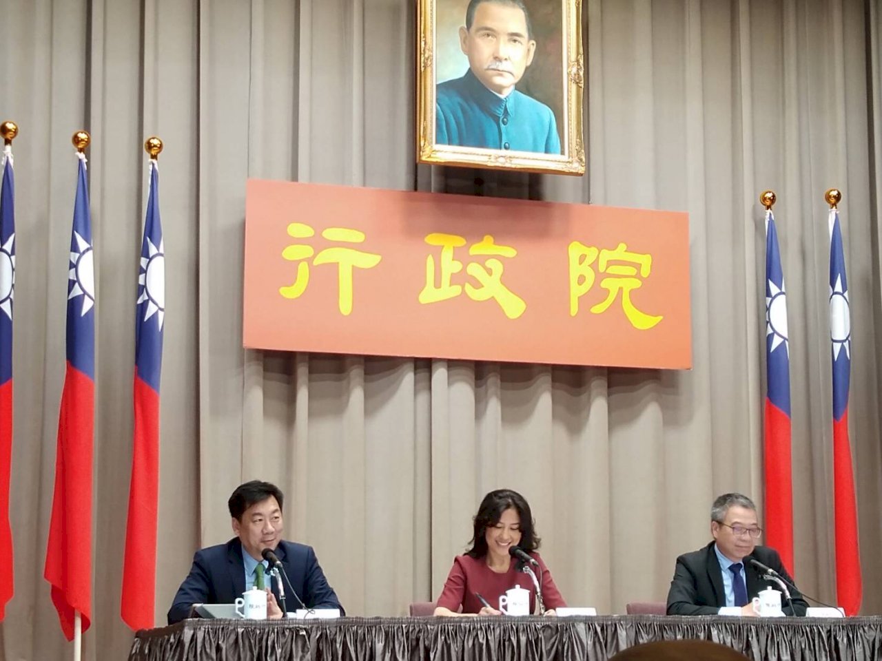 韓國瑜拋重啟核四 政院：技術艱困不可行