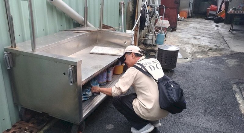 台南市登革熱釀家庭群聚 姊弟先後確診