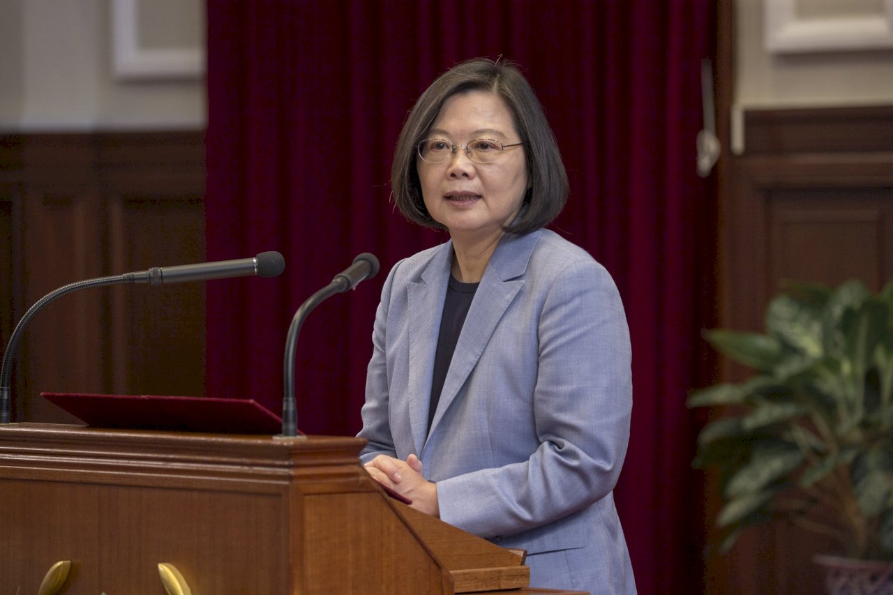 總統：我的博士學位毋庸置疑 提告交司法檢驗