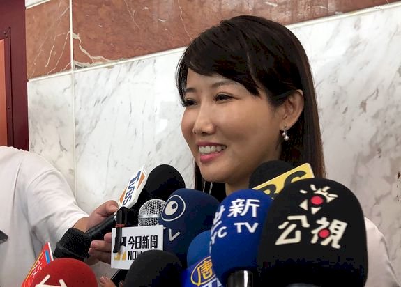 郭柯排王結盟生變？ 郭幕僚：郭王是關公兄弟 溝通順暢