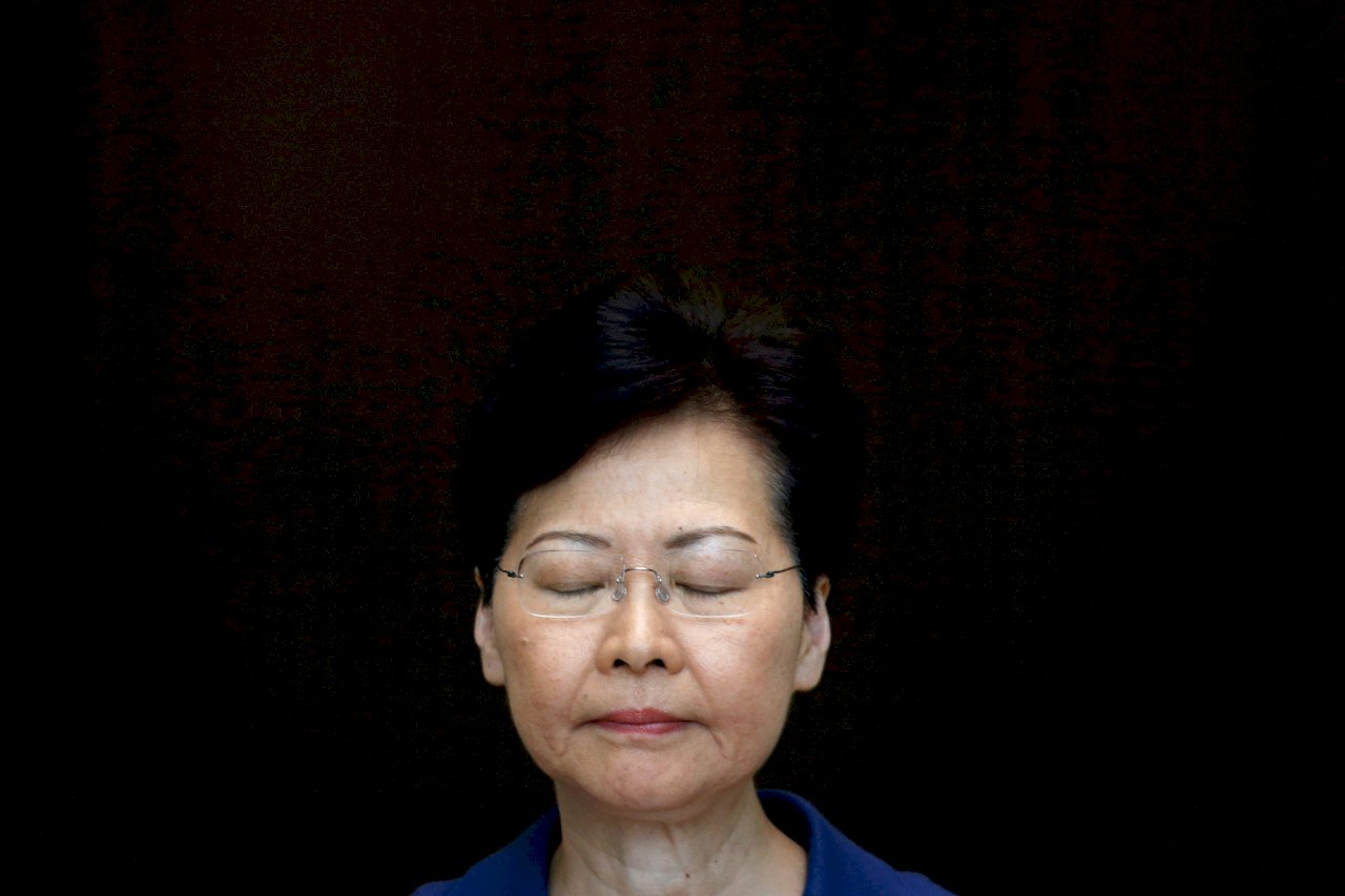 港民主派促林鄭向韓正請辭 批前線警不聽從指揮官