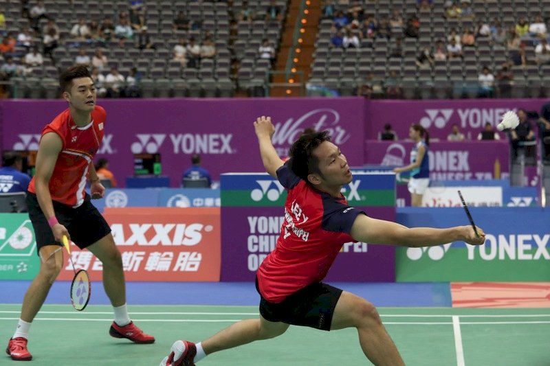 羽球年終賽二連勝 王齊麟李洋有望挺進四強