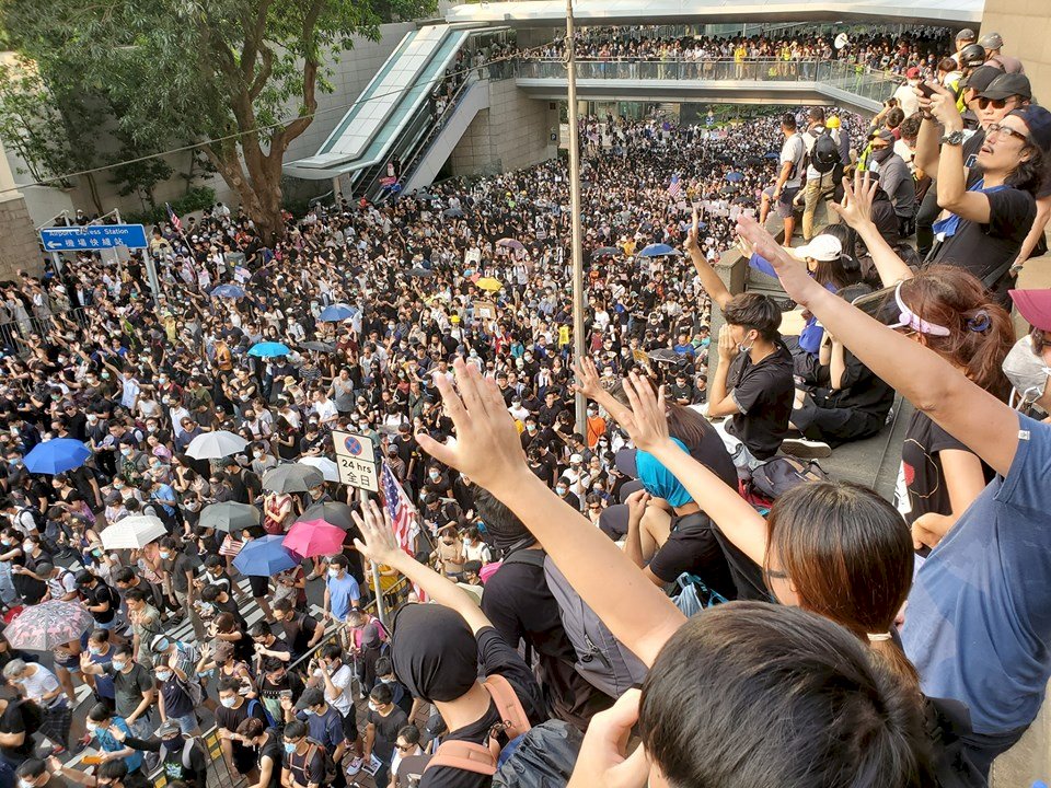 港民14日集會獲發不反對通知書 頒禁蒙面法後首例