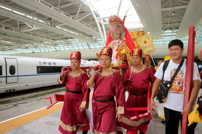 千年等一回 湄洲媽實名購票搭高鐵回家
