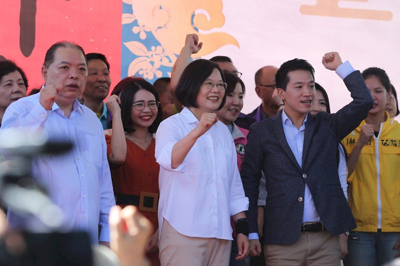 韓國瑜提裡子外交  蔡總統以外交四個目標反擊
