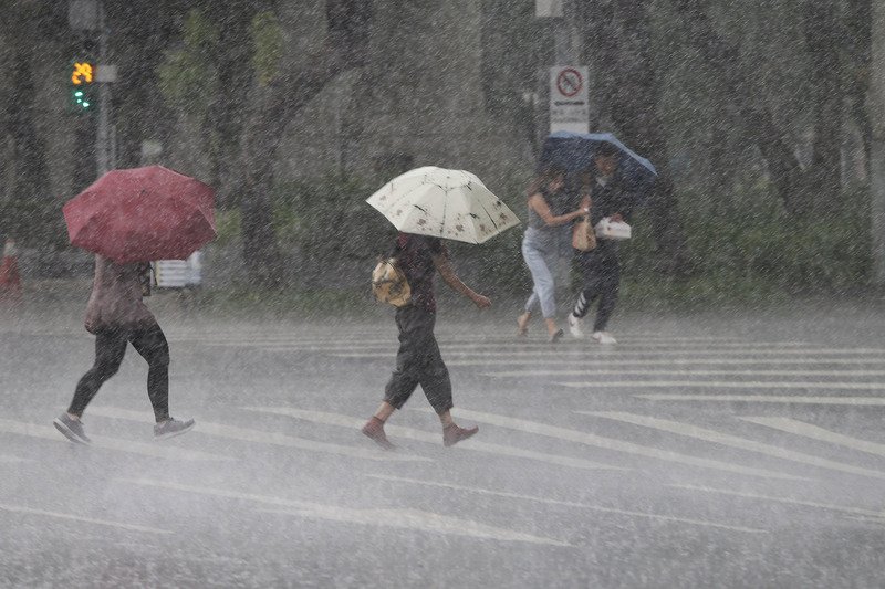北東短暫雨 南部留意午後雷陣雨