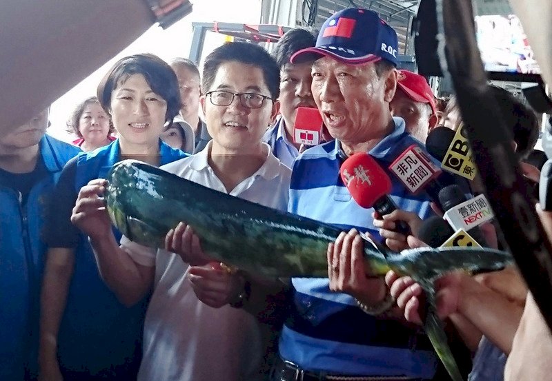 郭台銘找親民黨合作參選？ 黃健庭：子虛烏有