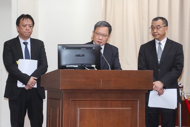 私菸案未了立委要求華航董座下台 財部本週再提報告