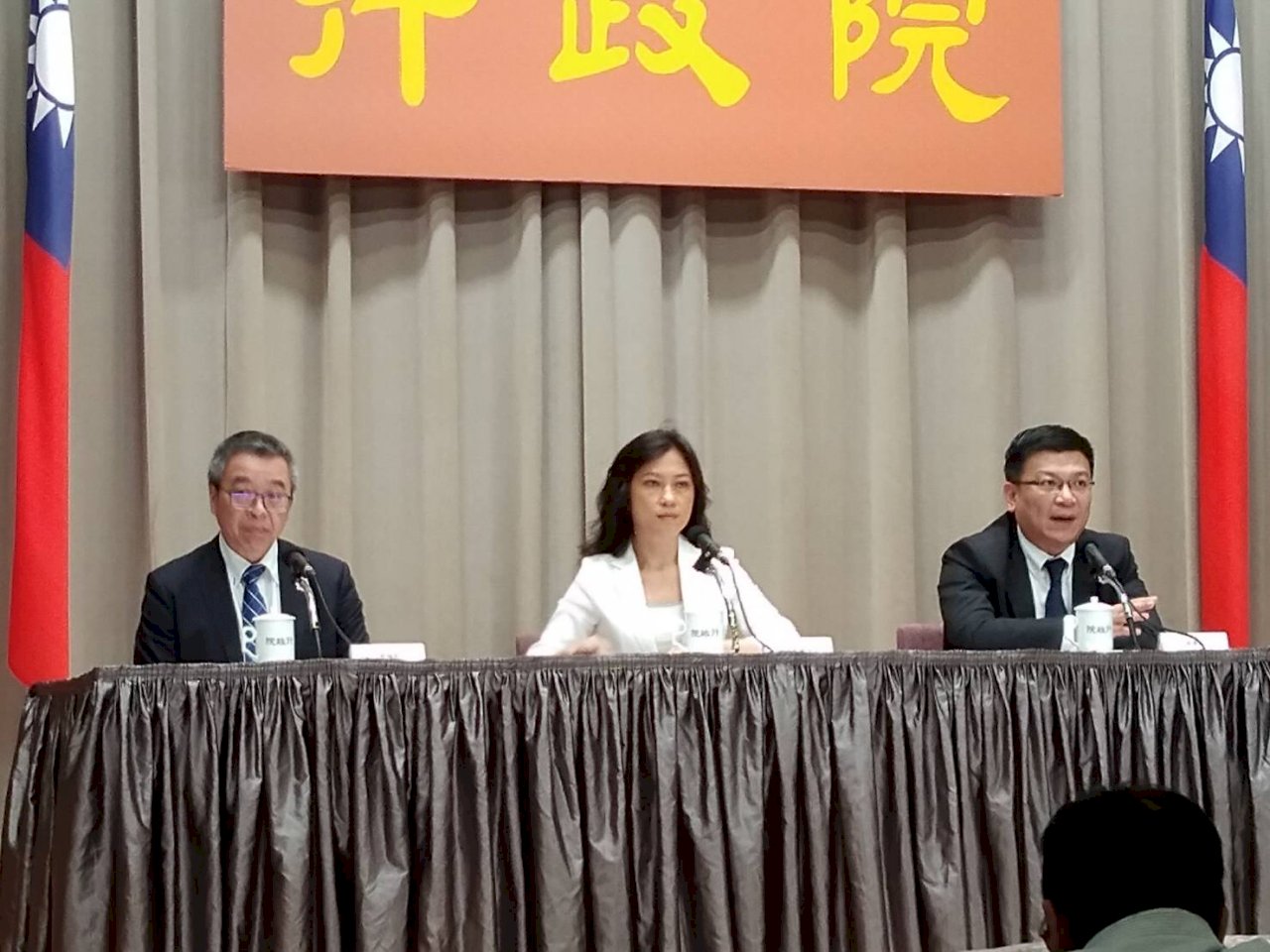 717太陽光電貢獻4.8% 經濟部：創負載尖峰供電紀錄