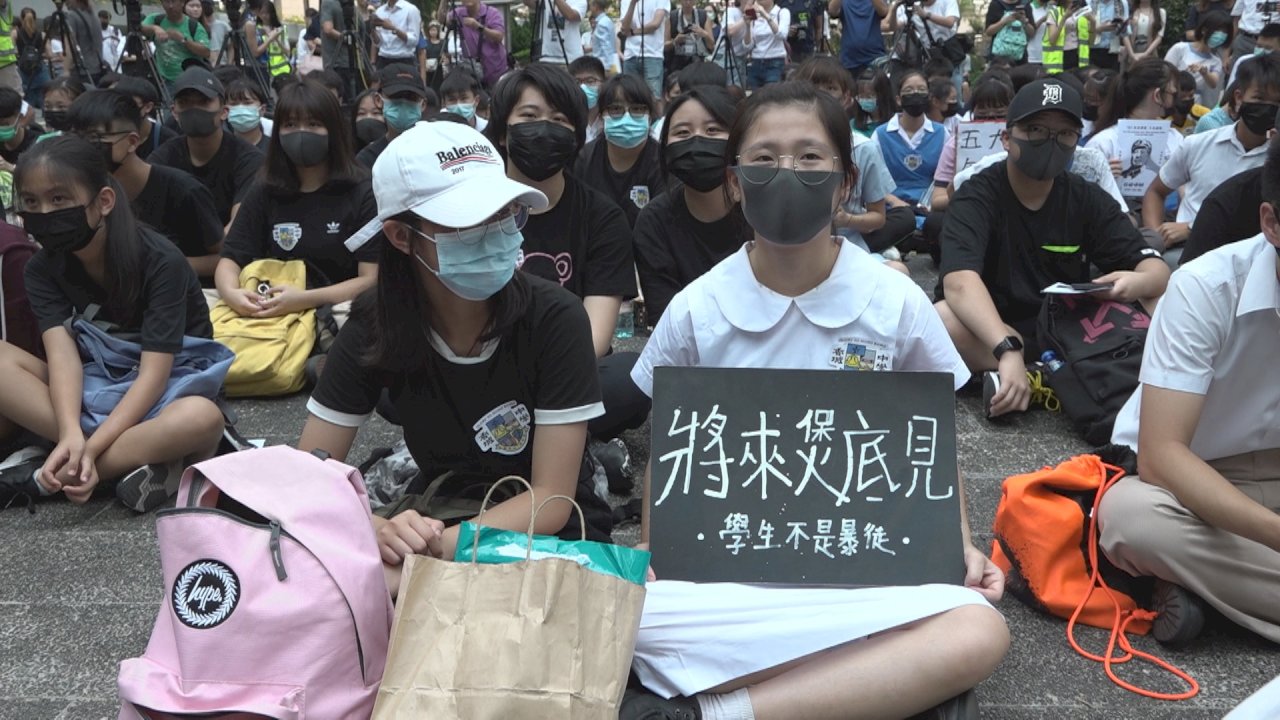 無懼警方搜查 香港中學生今再罷課(影音)