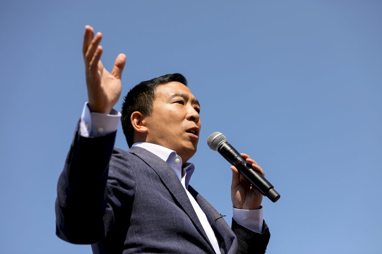台灣移民之子楊安澤再出發 將角逐紐約市長