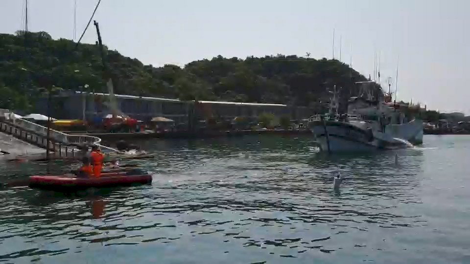 南方澳大橋斷裂 航道上午11時正式通航