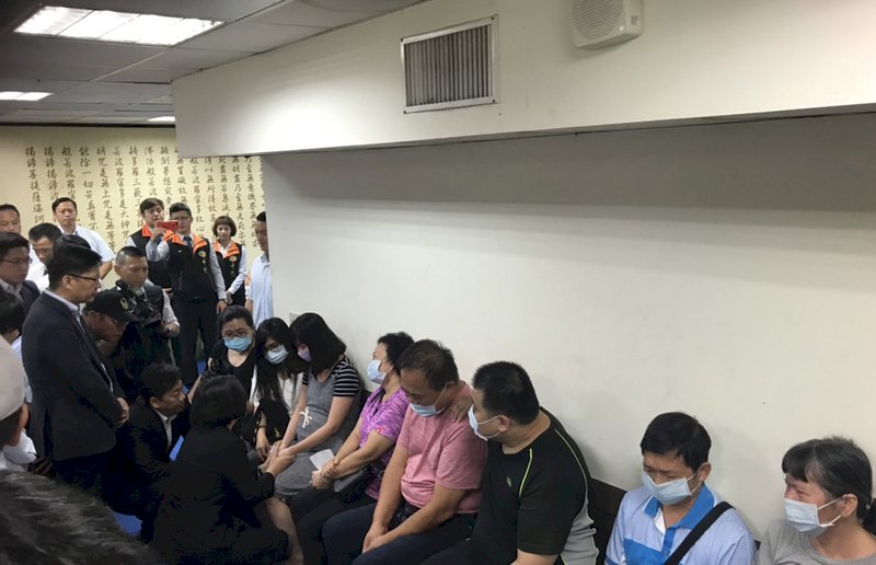 弔唁2殉職消防 總統：全面檢討消防員執勤安全