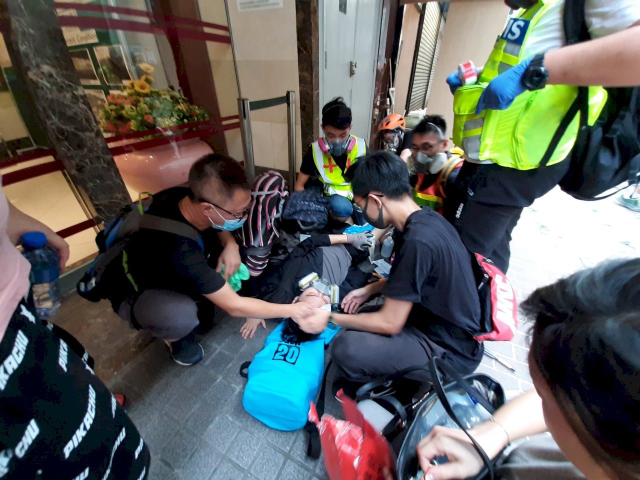 香港反送中／焦土對抗中看見「他們」